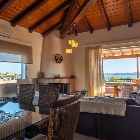 Vila View *